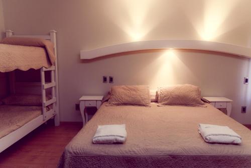Standard Quadruple Room image 4