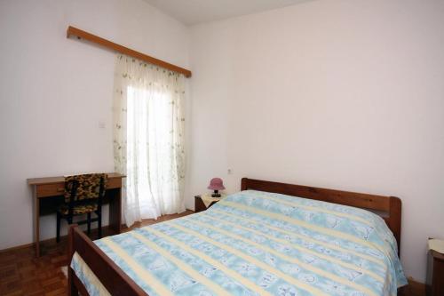 Apartments by the sea Tisno Murter - 5142 - image 4