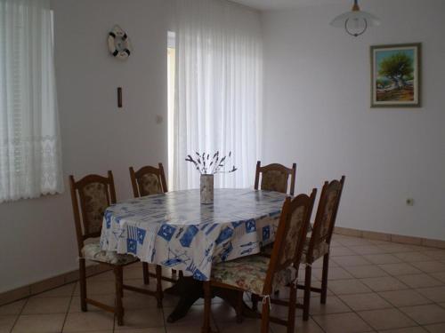 Apartments with a parking space Mandre Pag - 6582 - image 6