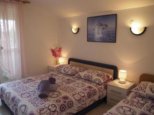 Apartments by the sea Sevid, Trogir - 11505