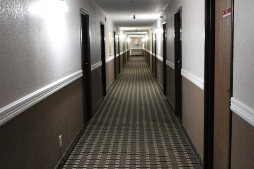 Coratel Inn and Suites Maple Grove