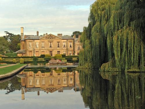 Coombe Abbey Hotel