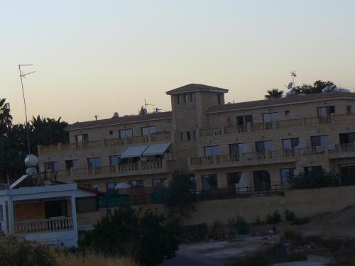 Viesnīcas āriene, Marlen's Place near Paphos Airport in Timi