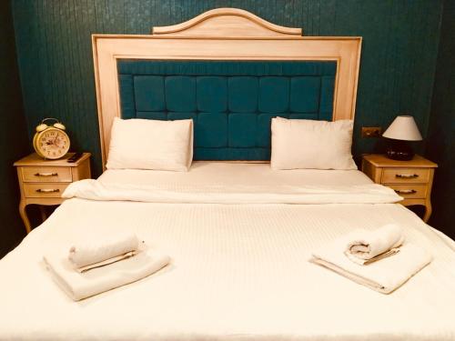 Vendome Hotel - image 14