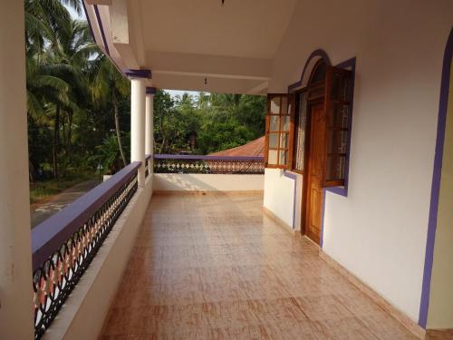 Lobo's Guesthouse photo 3