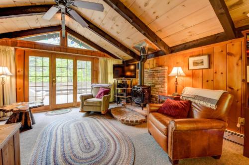 7 Merrimeeting Chalet