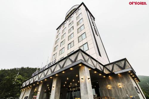 Exterior view, Hotel TopsVille (Korea Quality) near Hourglass Park