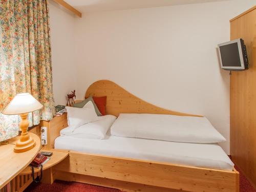 1 twin bed