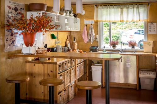 Konyha, Hafaldan HI Hostel - Harbour Building in Seydisfirdi