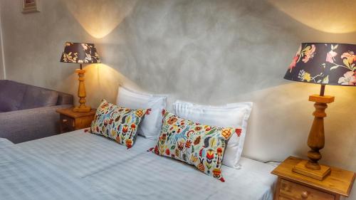 Windmill Studios by Rembrandt Hotel - image 10