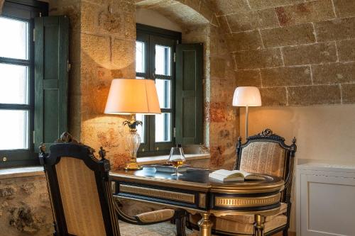 設施, 莫尼艾姆瓦西斯奢華套房酒店 (Moni Emvasis Luxury Suites) in 莫奈姆瓦夏