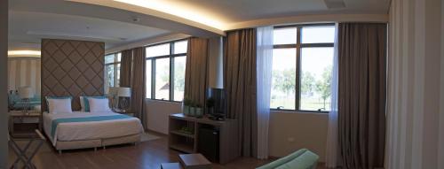 Awa Resort Hotel in เอนคาร์นาซิยอน