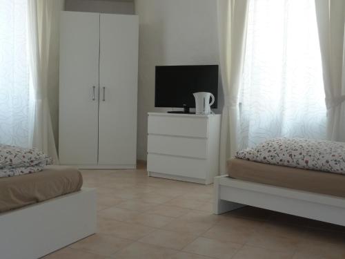Relax - image 6