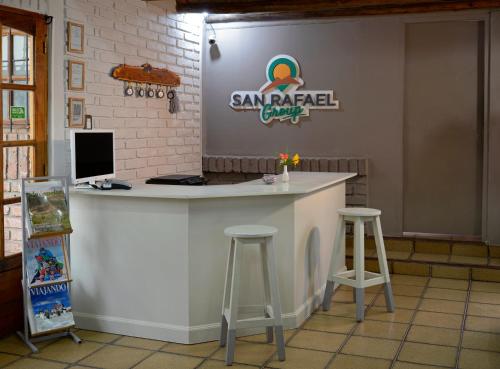 Lobby, San Rafael Group in San Rafael