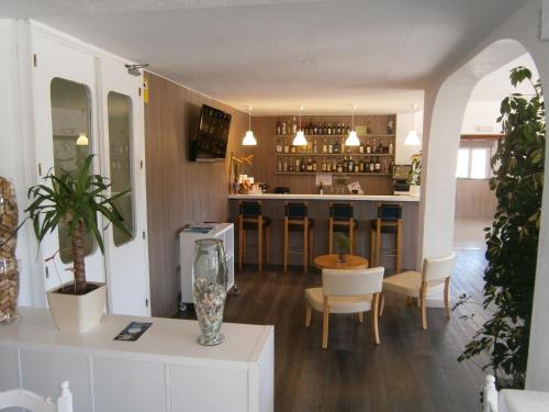 Hotel Ancora - image 3