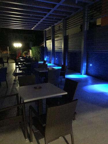 HOTEL L' ANFORA - image 6