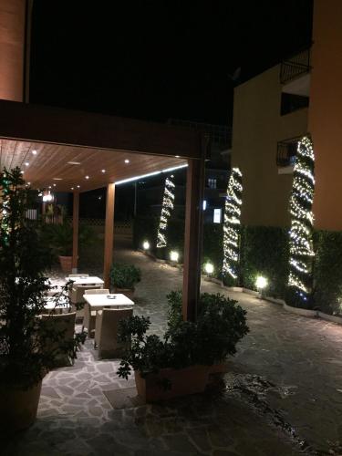 HOTEL L' ANFORA - image 8