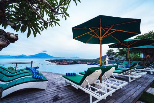 泳池, 真加拉山住宿 (Jenggala Hill) in 倫邦岸島