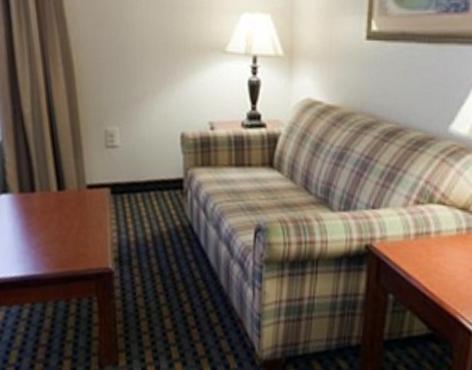 Holiday Inn Express Hotel & Suites Laurinburg, an IHG Hotel