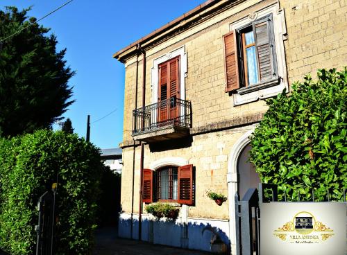 Villa Antinea in 阿韋利諾