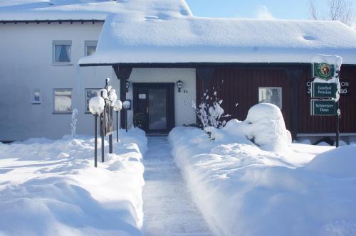 Landhotel Garni Schweizerhaus 2