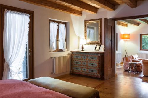 Colvago La Corte Spectacular Ancient Country House in San Gregorio Nelle Alpi