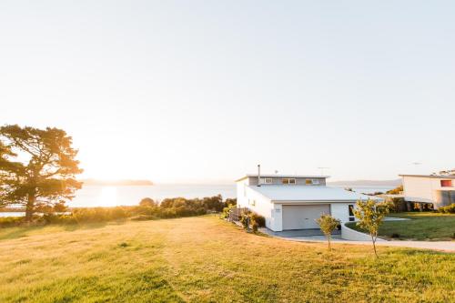 Manfield Seaside Bruny Island