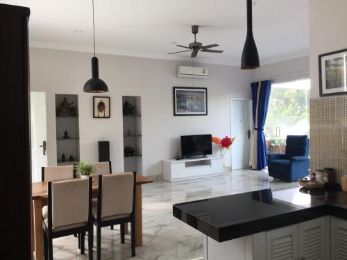 

Landmark Pool Villa I