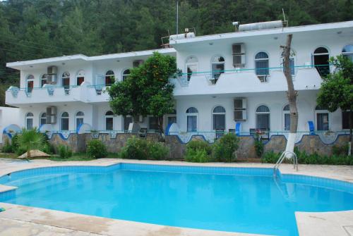  Cennet Marine Yacht Club in Marmaris