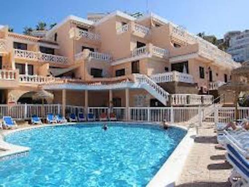 Golden Paradise Seaview 2