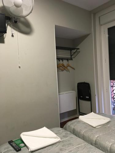 Pensión La Bilbaina - Albergue Logroño - image 11