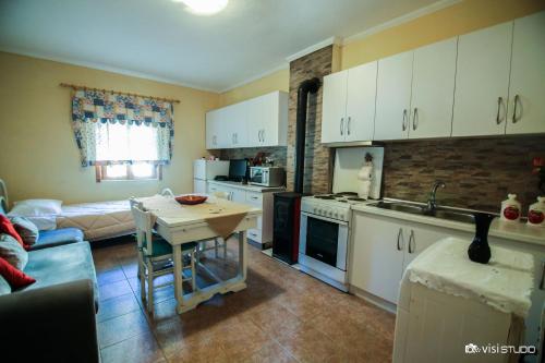 Bujtina Leon's Apartments