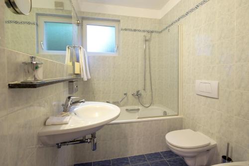 Hotel Campione - image 2