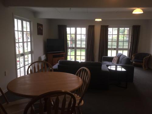 Three-Bedroom Apartment image 2