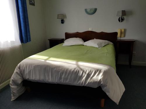 2 double beds