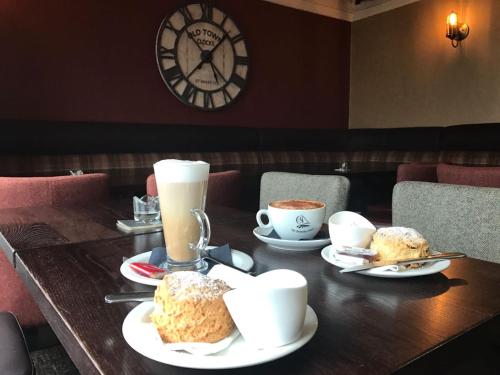 The Spinnaker Hotel in โกร็อค