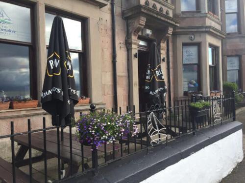 The Spinnaker Hotel - Greenock