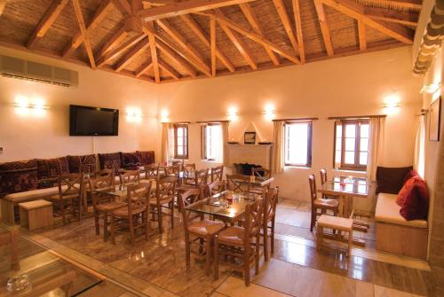 餐飲選擇, Bastione Malvasia Hotel (ex New Malvasia) in 莫奈姆瓦夏