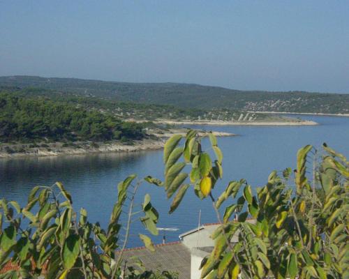 Apartments by the sea Povlja Brac - 711