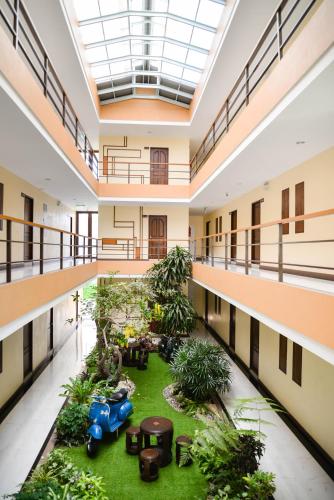 Exterior view of Thaimit Resort