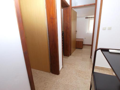 House 1058 - image 8