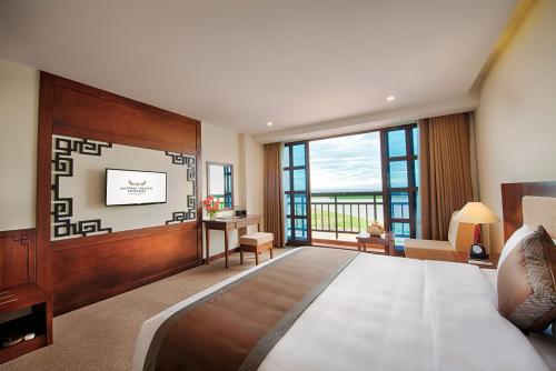 room detail thumbnail 1