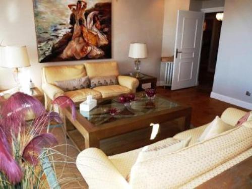 Photo - Charming 2 bedroom apt in Central Cannes walking distance to beaches Croisette and the Palais 678