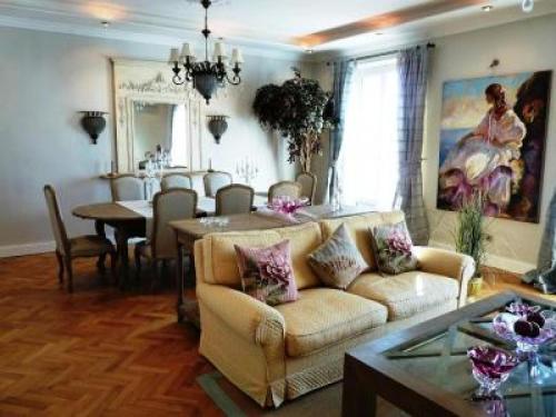 Photo - Charming 2 bedroom apt in Central Cannes walking distance to beaches Croisette and the Palais 678