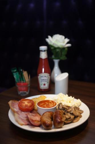 Best Western Victoria Palace - image 10