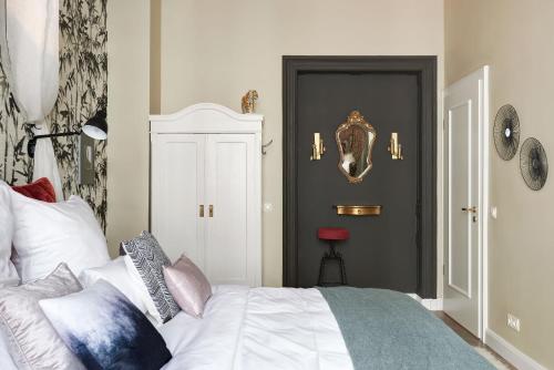 Standard Three-Bedroom Apartment -  Tschaikowskistrasse 19 image 9