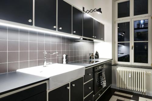 Standard Three-Bedroom Apartment -  Tschaikowskistrasse 19 image 5