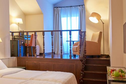 2 twin beds