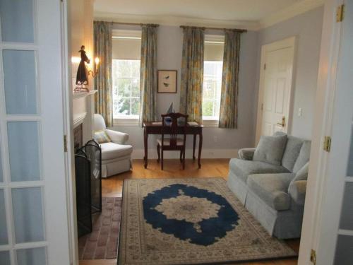 Compass Rose Inn