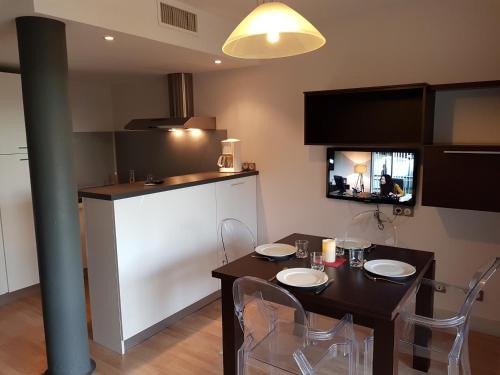 One-Bedroom Apartment with Balcony or Terrace